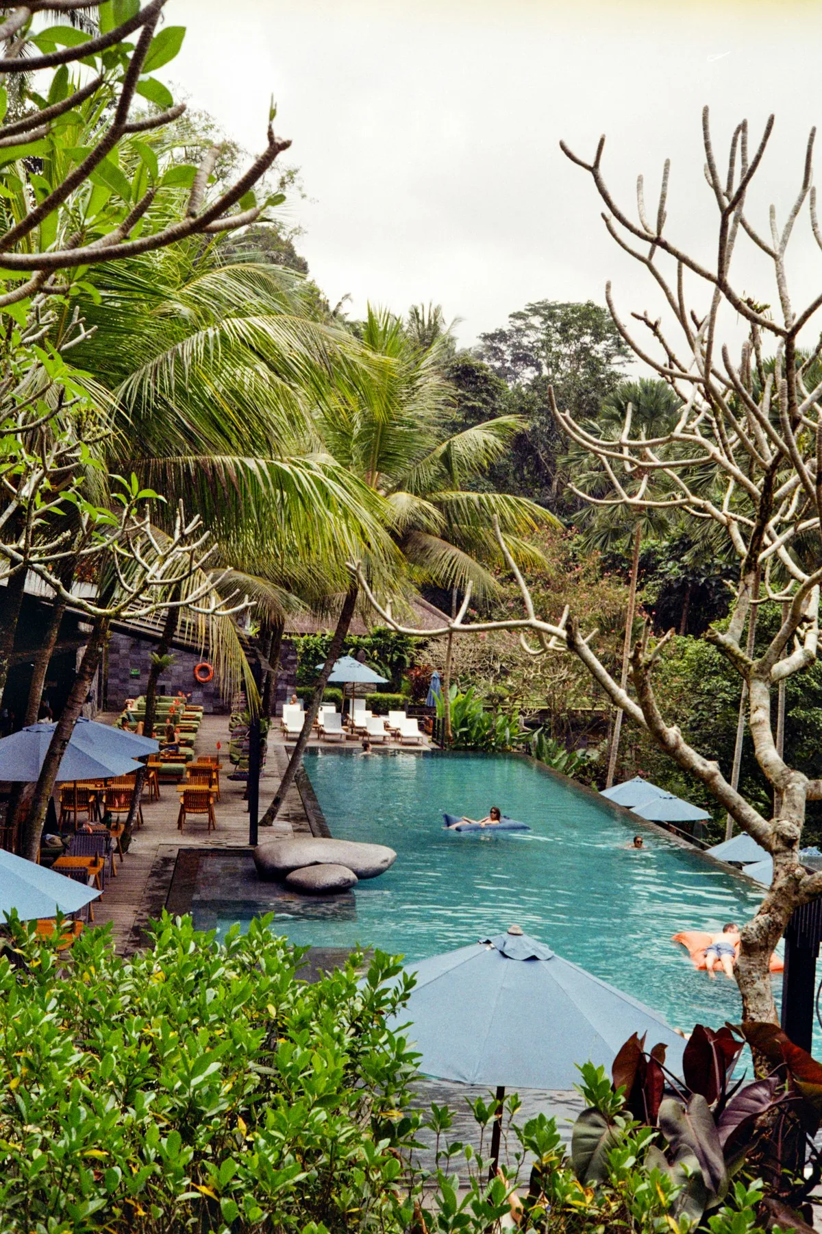 Babymoon couple relaxing at resort